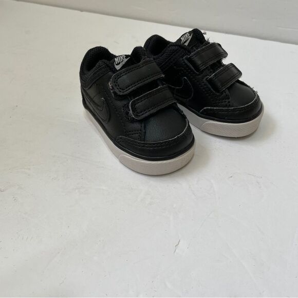 NIKE CAPRI 3 BLACK LEATHER SNEAKERS - Picture 1 of 8